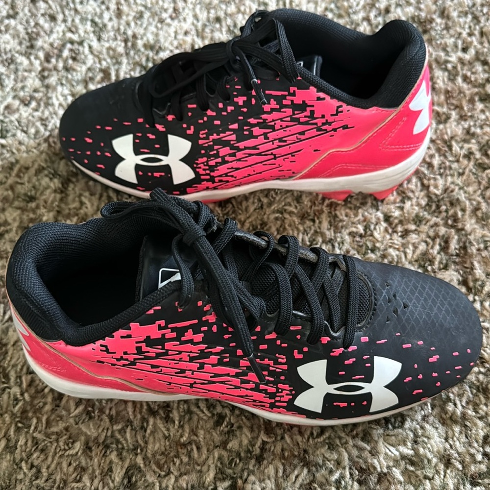 Girls size 2 softball cleats